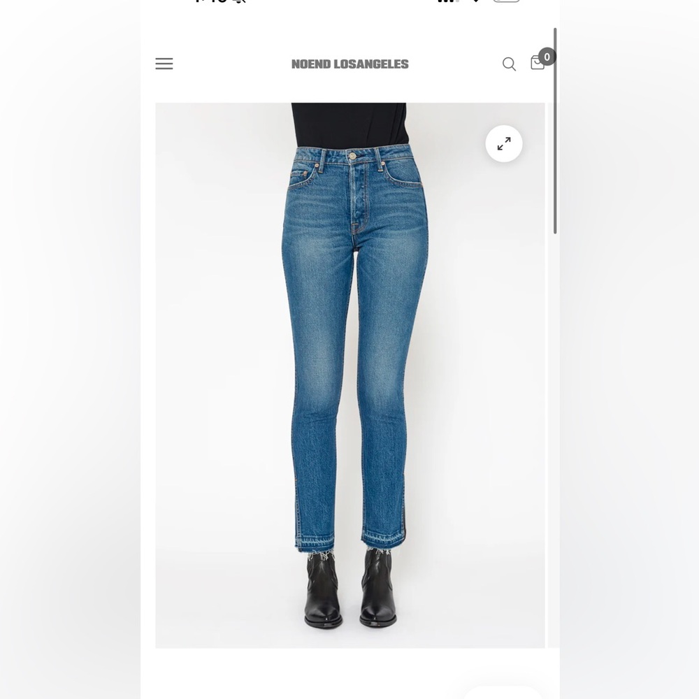 No End
Eve High Rise Crop Slim Straight
Size 26
Color: Columbia